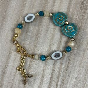SOLD✨Turquoise and Gold Heart Charm Bracelet